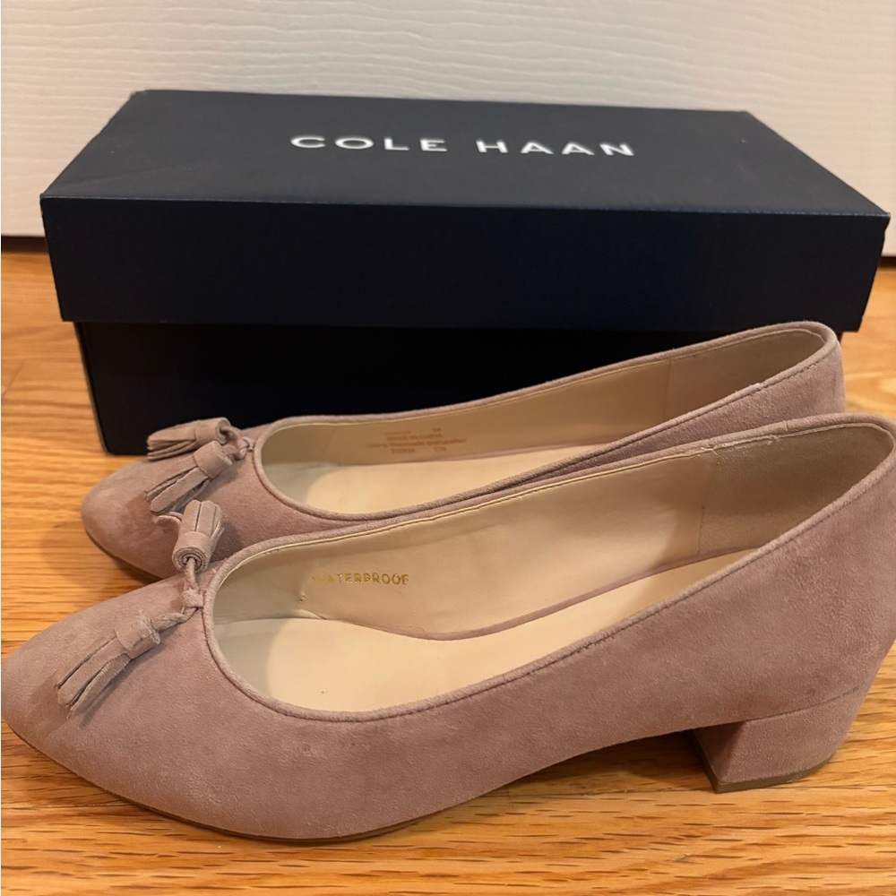 Cole Haan Women's Taupe Suede Flats Size 5